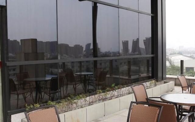 Hangzhou Ving Hotel