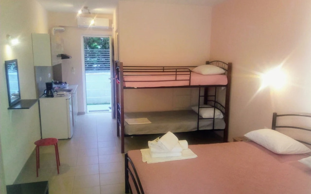 Persefoni Rooms