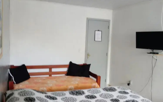 Guest House Renascer K&W