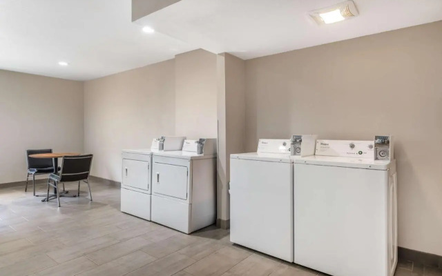 Travelodge Atlanta Northwest