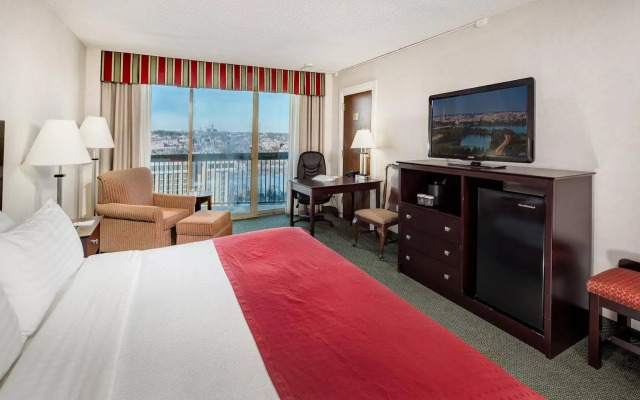 Hilton Arlington Rosslyn The Key