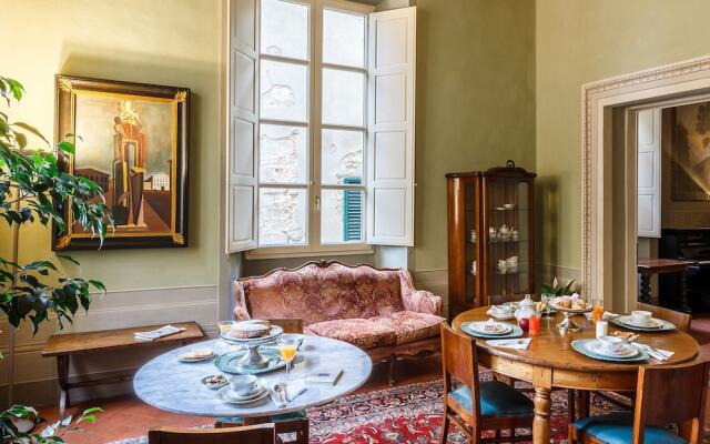 Dimora Storica Palazzo Puccini LSM