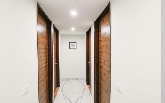 Saltstayz Select - Huda City Center