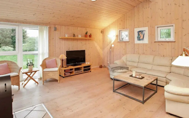 8 Person Holiday Home in Strandby