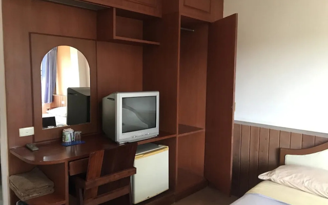Sirimongkol Hotel
