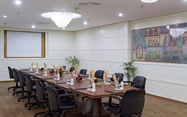 Clarks Avadh
