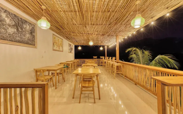 Kelingking Parama Resort