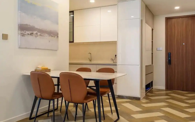 The Metropole The Galleria The Crest