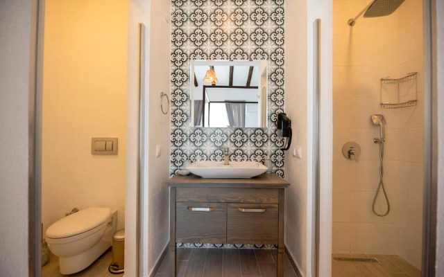 Z Exclusive Hotel And Villas