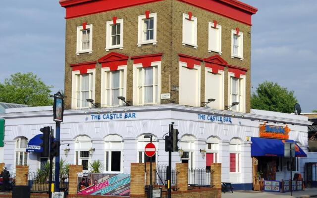 Camden Castle B&B