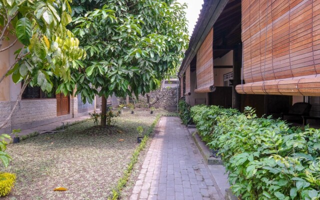 OYO 1442 Hotel Kertayoga