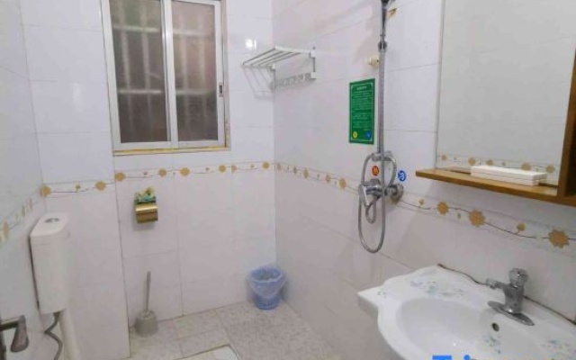 Danxia Minsu Hostel