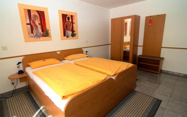 Messe-Hotel Waldruhe