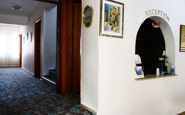 arya otel