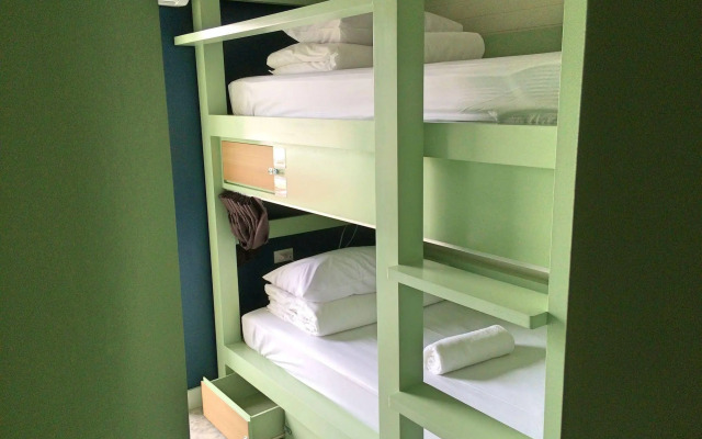 Yoo Yen Pen Sook Hostel