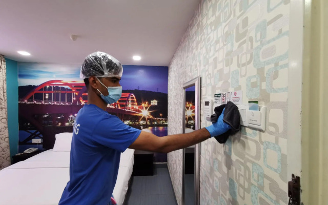 Swing and Pillows at PJ KD