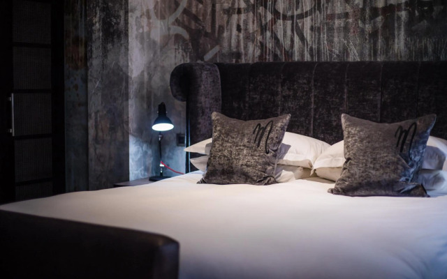 Malmaison Reading
