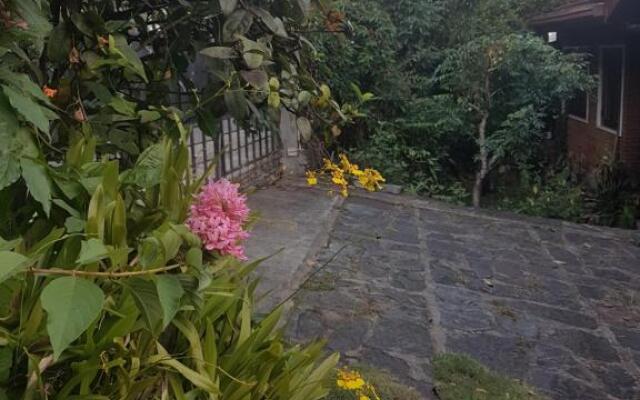 No 51, Menik Home Rest