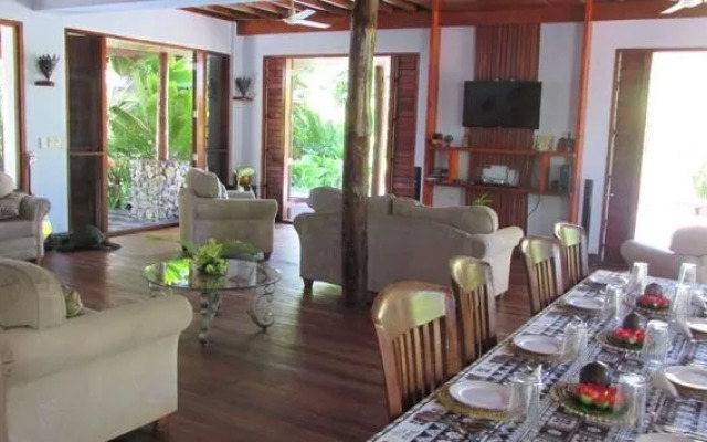 Devos - The Private Residence