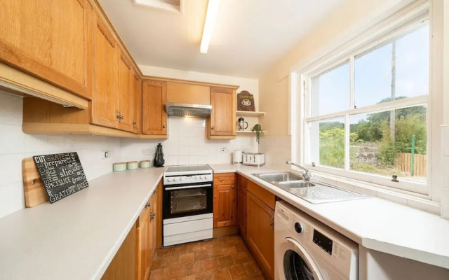 Clubhouse Cottage - Stylish 2 bed pet Friendly