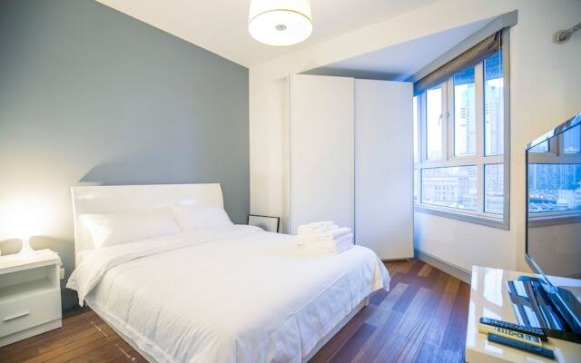 N2haus People Squre 4 bedrooms