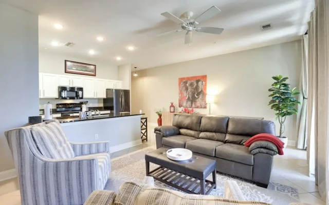 Tuscaloosa Condo: Steps to Bryant-denny Stadium!