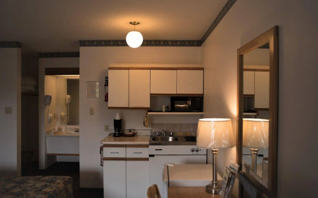 Ocean Crest Motel