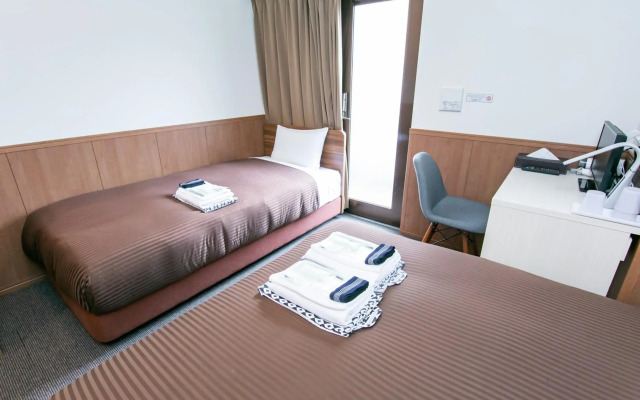 Oak Hotel Edo - Hostel