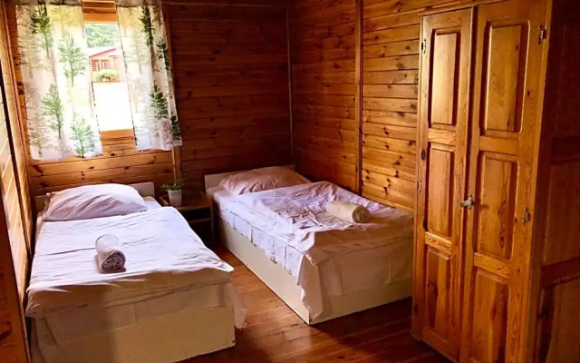 AB Domki nad jeziorem