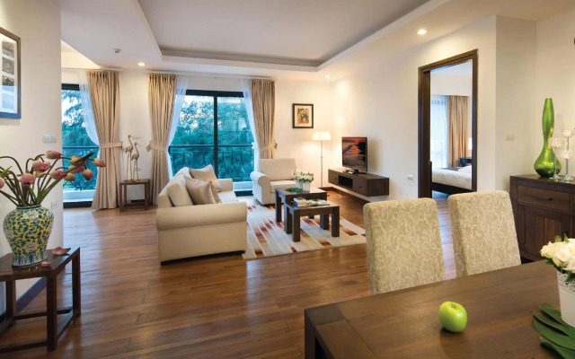 Elegant Suites Westlake