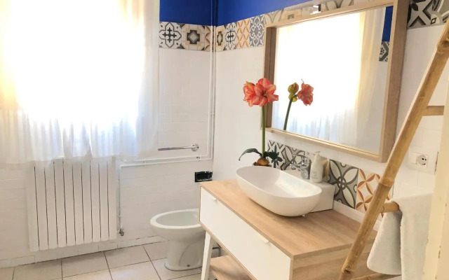 CLUA Holiday House