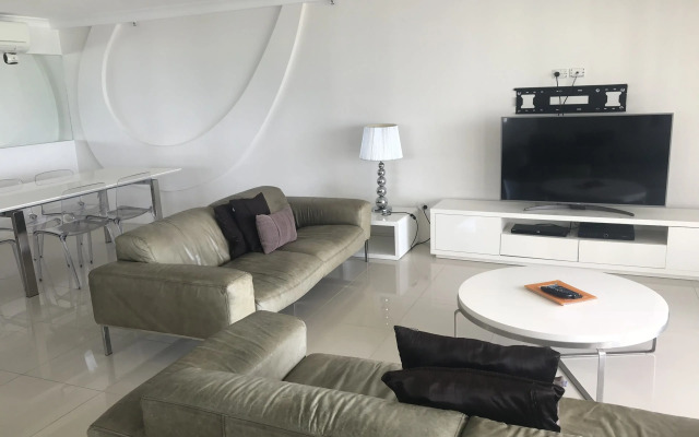 Zenith Ocean Front Apartments