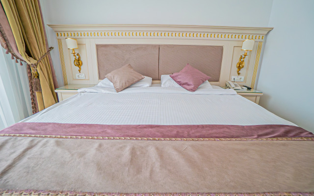 Hotel Sulina International