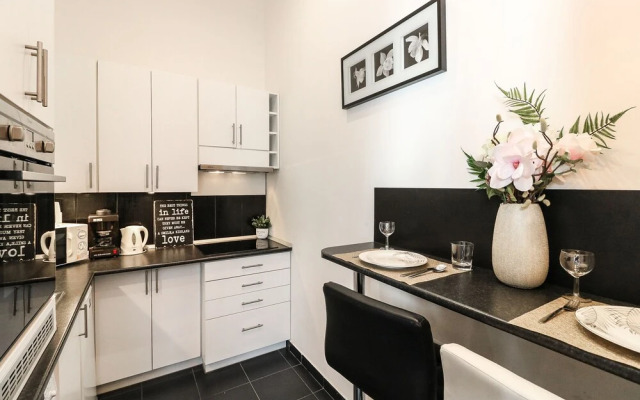 Real Apartments Hegedu