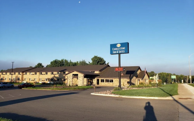 Cobblestone Inn & Suites - Merrill