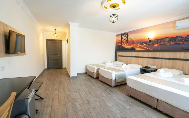 Piyes Otel