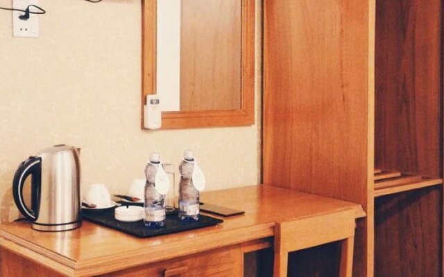Six Stars Guest House