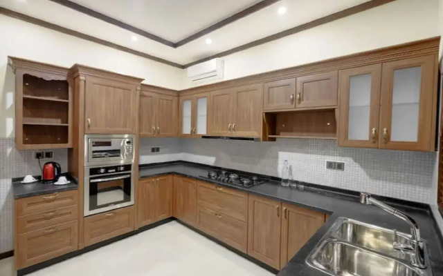 Alafehi Retreat - Private 3-Bedroom Villa with Pool