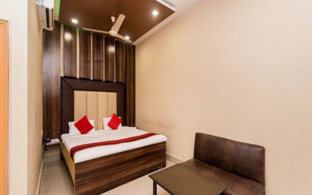 OYO 1238 near Park Circus