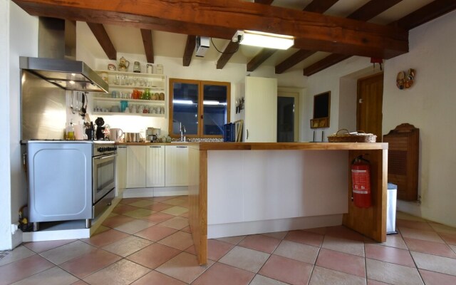 Cosy Holiday Home in Rémilly With a Terrace