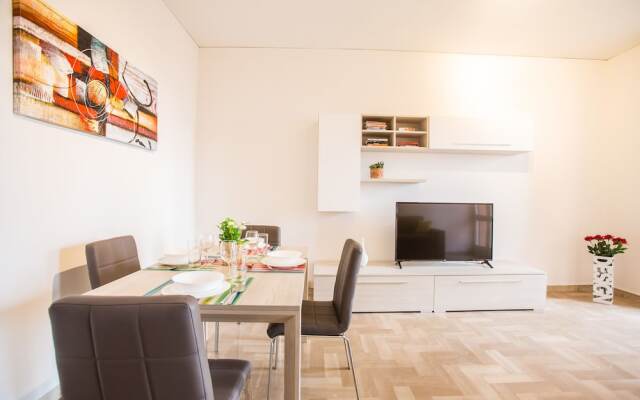 Bright Apartments Desenzano - La Quiete Lake View