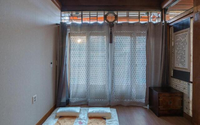 Aega Hanok Guesthouse