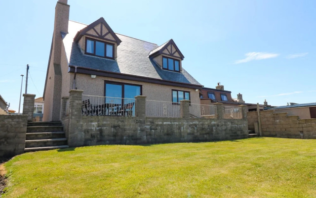 Shoreline House
