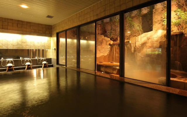 Nagoya Crown Hotel