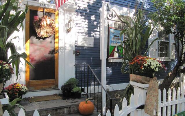 Williams Grant Inn Bed and Breakfast