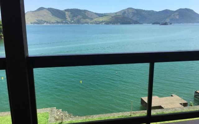 RIO Angra dos Reis com Praia particular