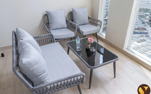 Elegant 2BR Canal View Near Dubai Mall