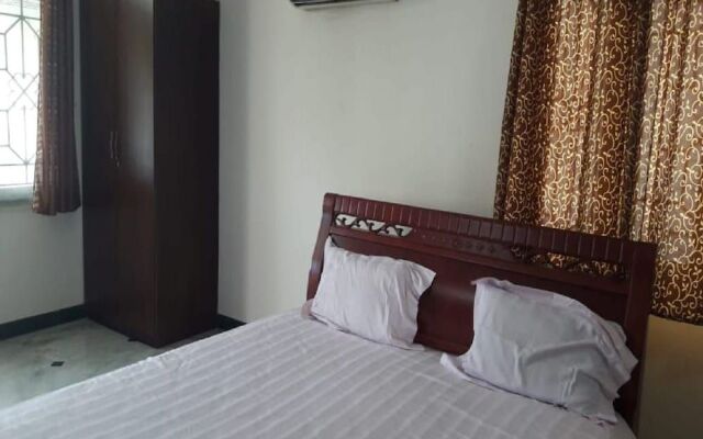 Maxiprime Hotels Panaiyur
