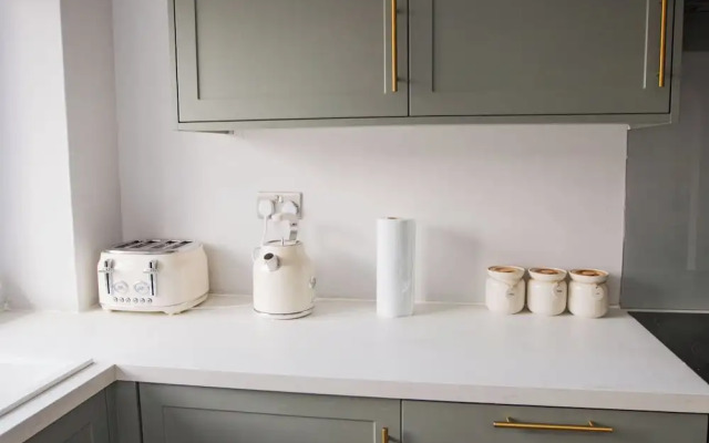 Sienna Haven 2 Bed 1 Bath and Park