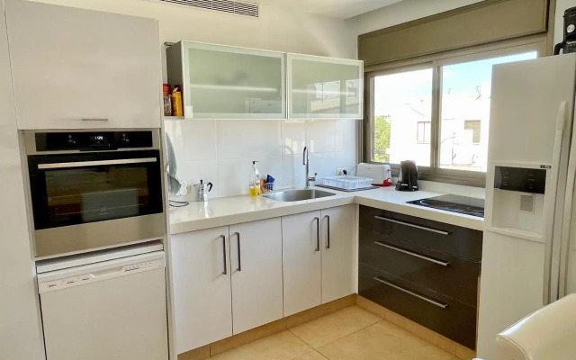 Beautiful 2-bedroom condo in the heart of Tel Aviv